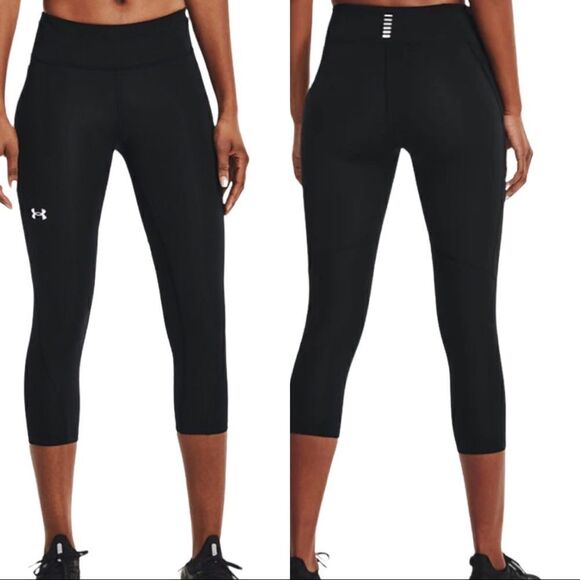 Under Armour Womens Mileage Capris in Black - Picture 1 of 10